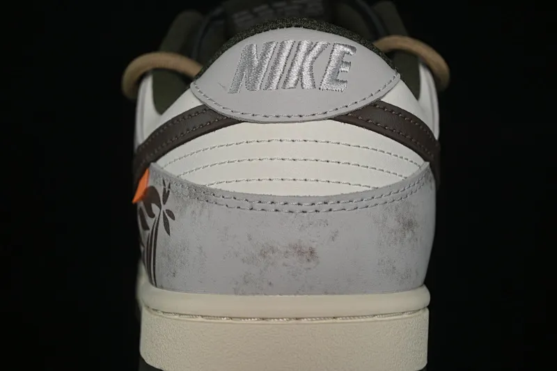 All categories Nk SB Dunk Series Nk SB Dunk Low High-end customized low-top sneakers Nike SB Dunk Low straps Anniversary high-end customized low-top casual sneakers HF5441-102